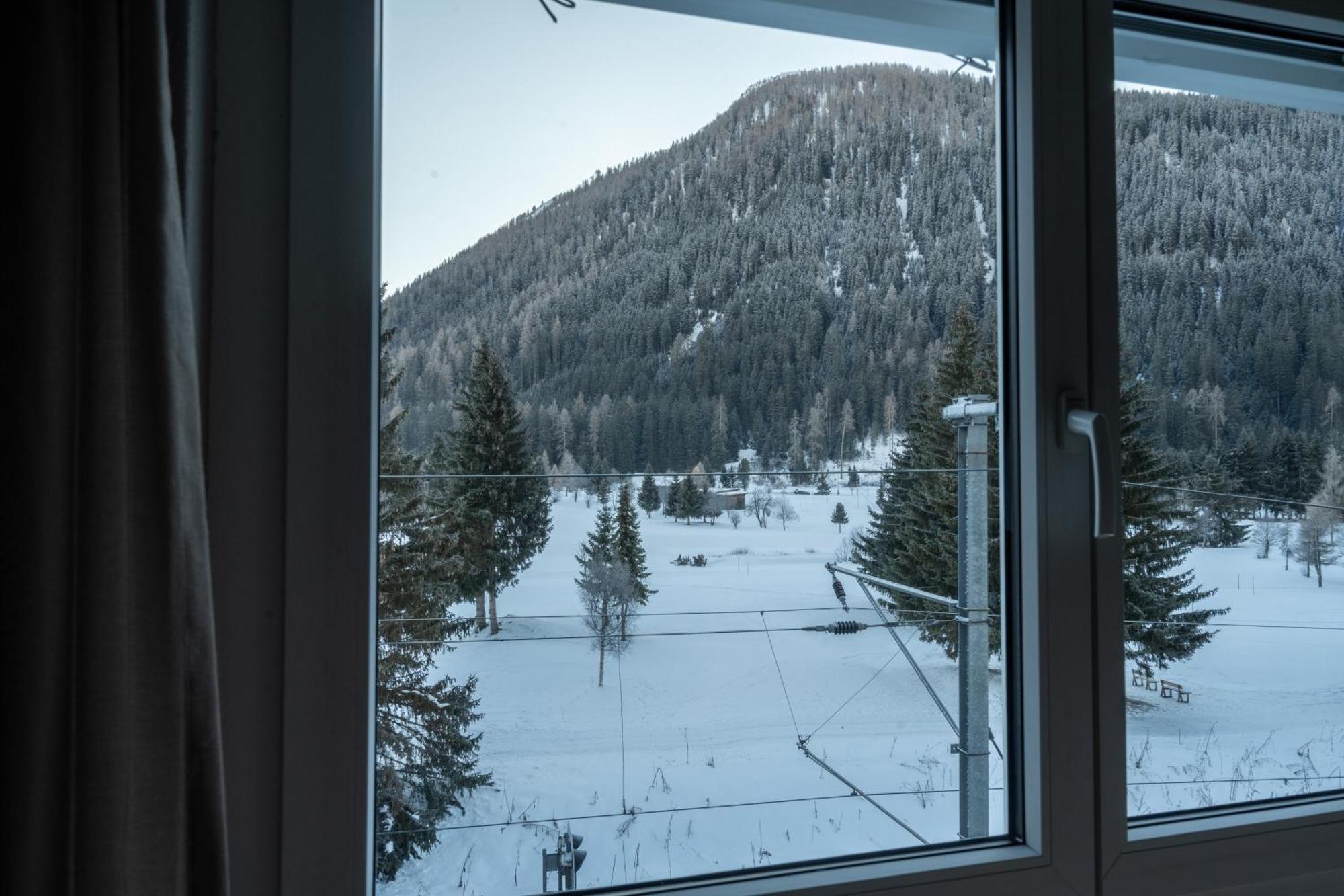Studio 54 Davos Bagian luar foto